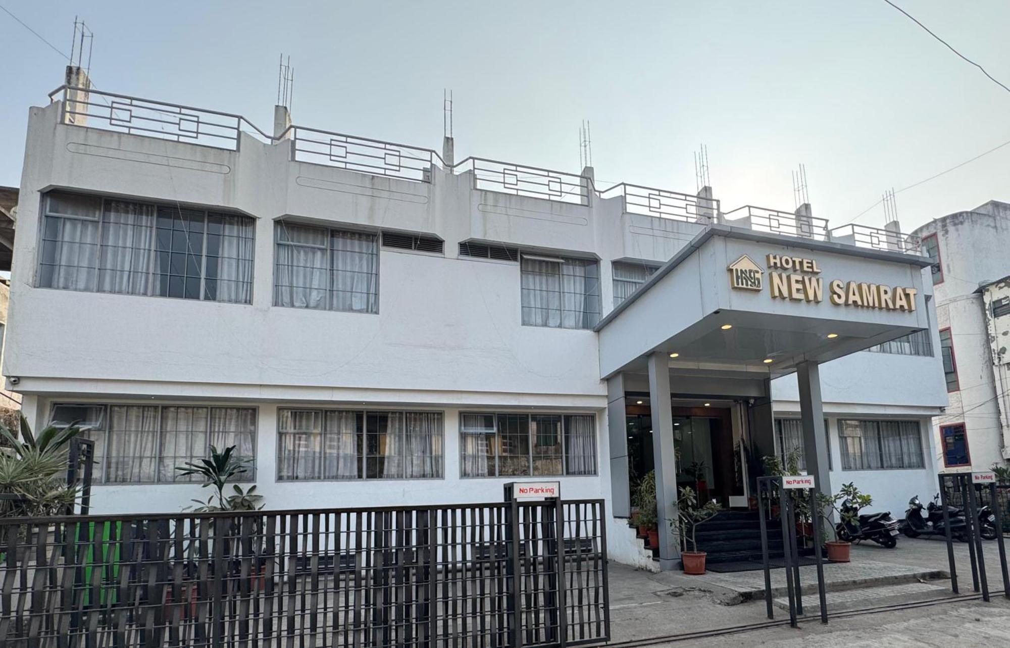 Hotel New Samrat Аурангабад Экстерьер фото